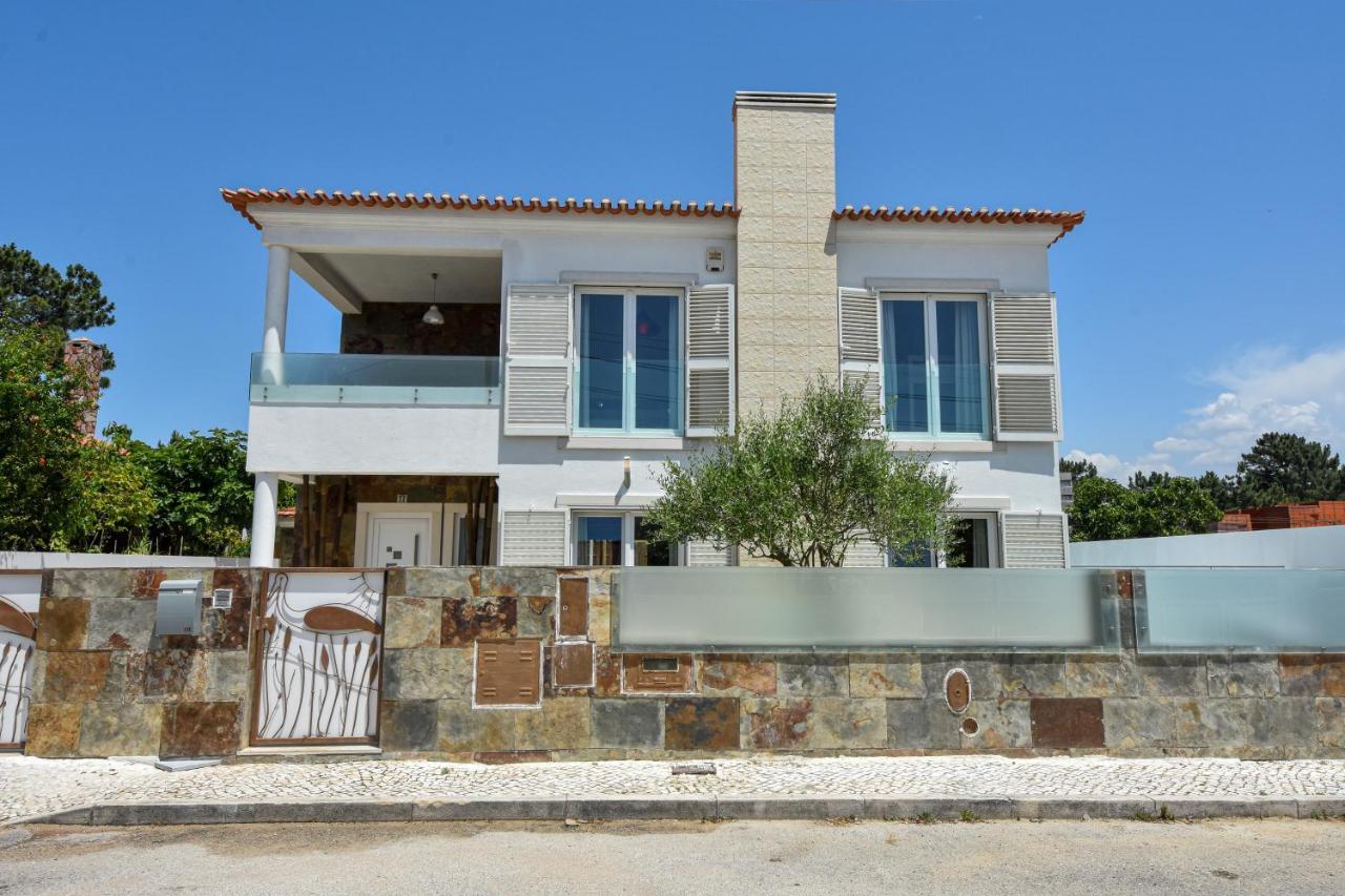 Aroeira Villa With Heated Pool By Golf Course, Beach And Lisbon Buitenkant foto