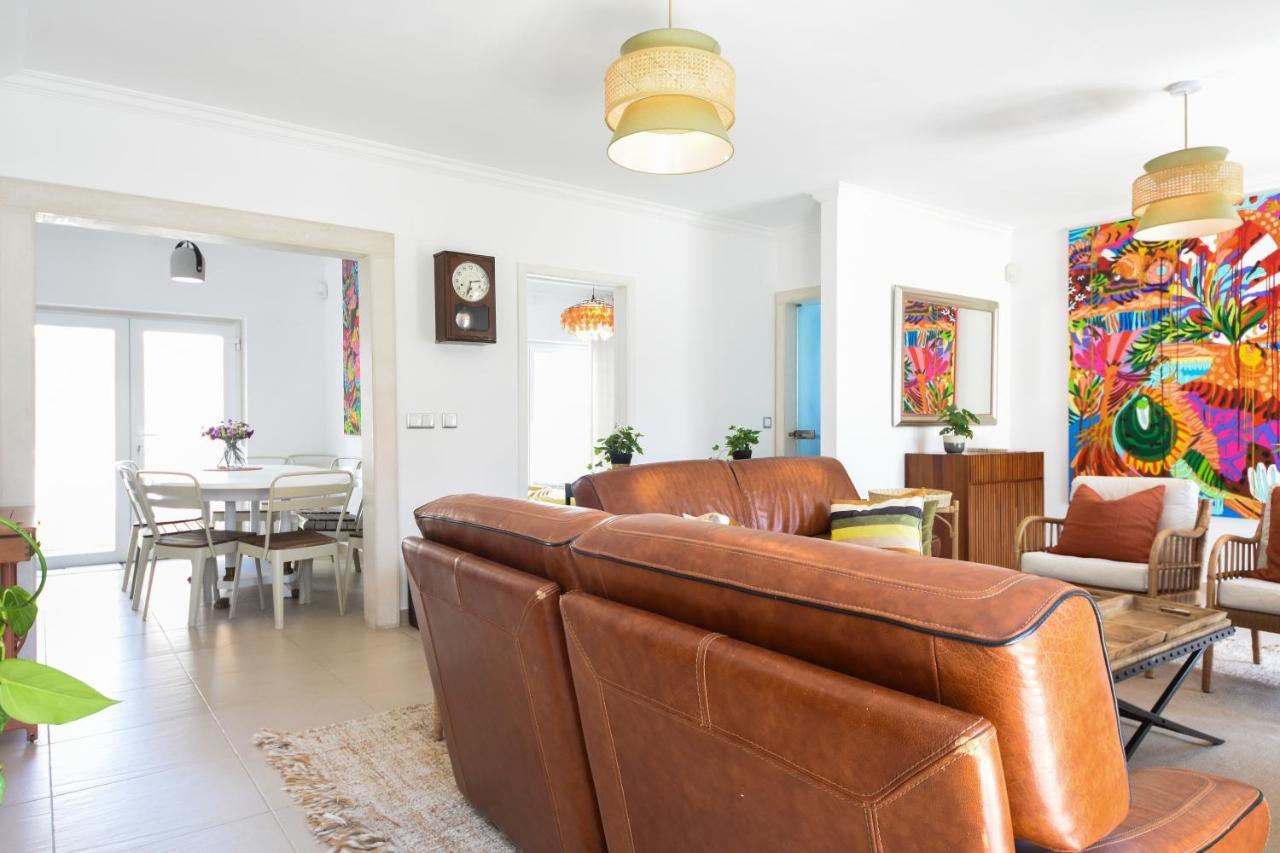 Aroeira Villa With Heated Pool By Golf Course, Beach And Lisbon Buitenkant foto